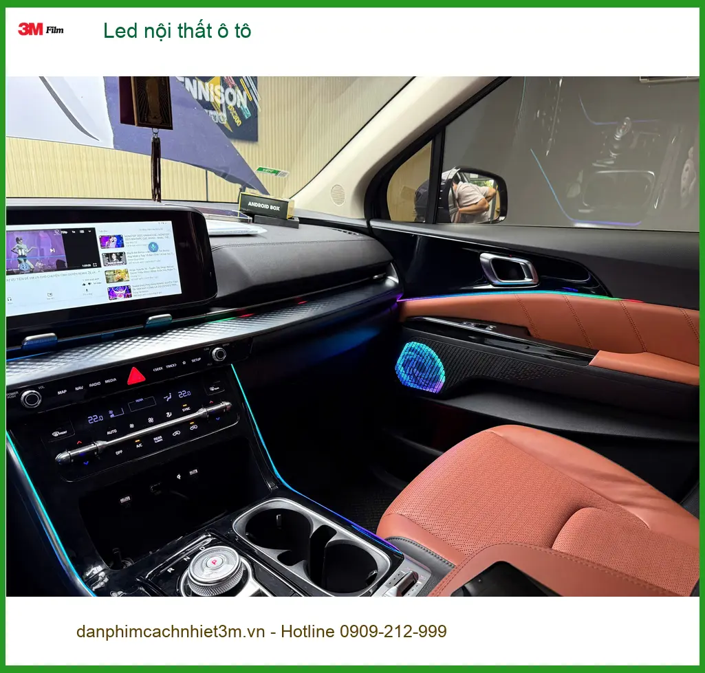 Anh Minh lắp đèn Led nội thất ô tô Hyundai Kona tại Quận 9 để không gian xe thêm phần sang trọng ảnh thực tế 4