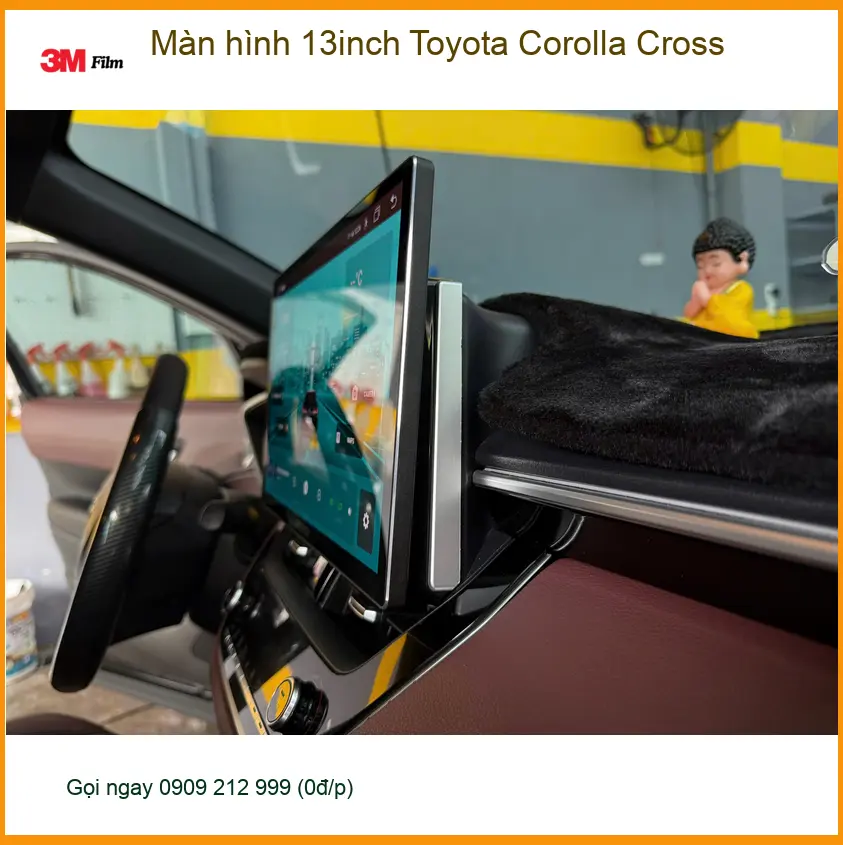 Anh Nam lắp màn hình 13inch cho Toyota Corolla Cross tại Quận Tân Bình để giải trí cao cấp hơn