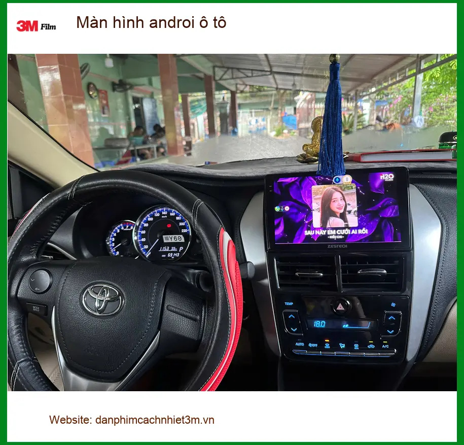 Anh Tấn lắp màn hình Android ô tô cho Hyundai Kona tại Quận 9 vì màn hình cũ đã quá lỗi thời ảnh thực tế 3