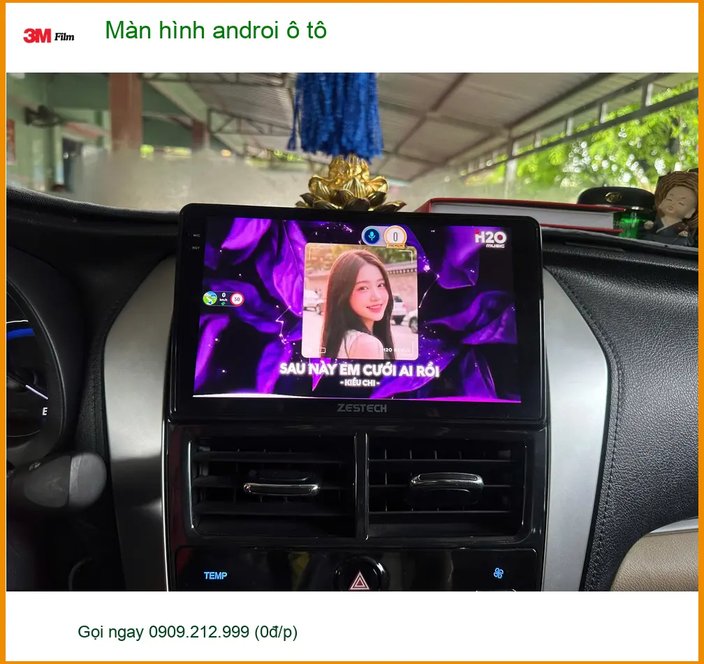 Anh Tuấn lắp màn hình Android ô tô cho Mazda CX-5 tại Quận Tân Phú.
