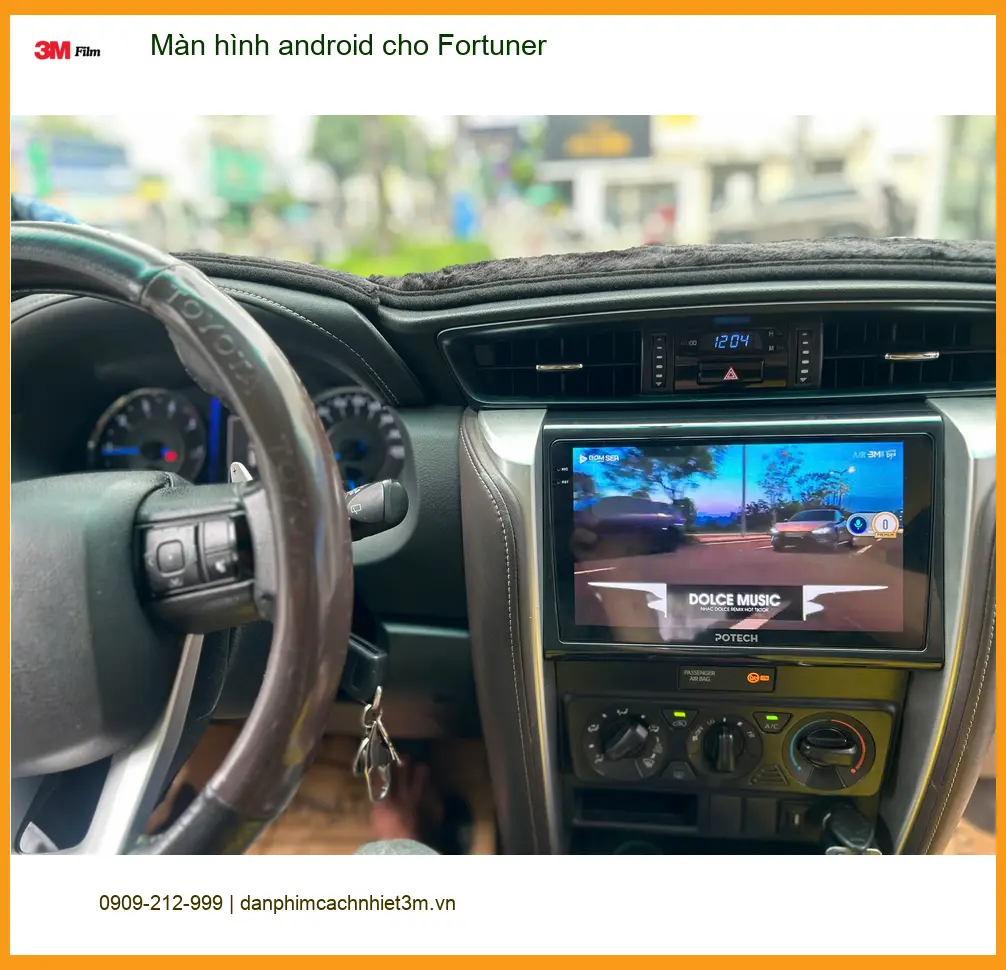 Anh Bằng lắp màn hình Android cho Fortuner tại Nhà Bè chính hãng