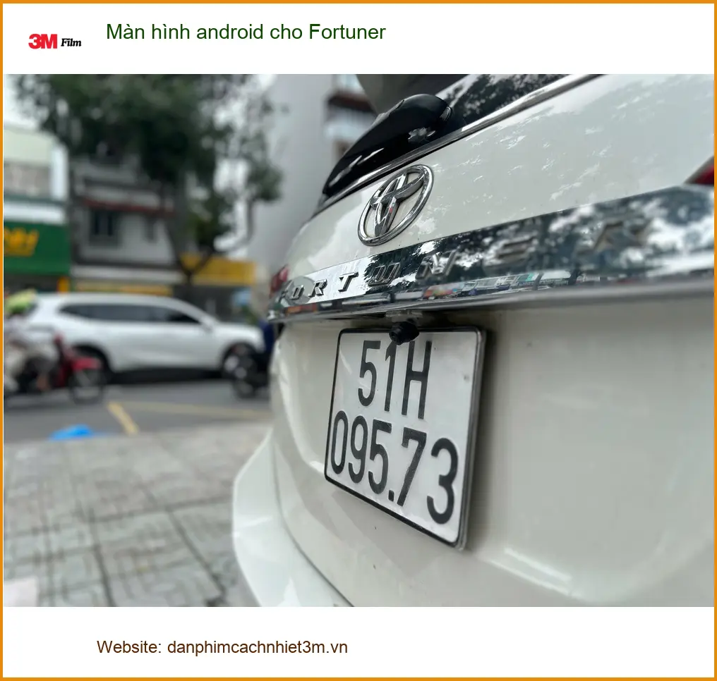 Anh Đức Hưng lắp màn hình Android cho Fortuner tại Bình Chánh để nâng cao trải nghiệm lái ảnh thực tế 4