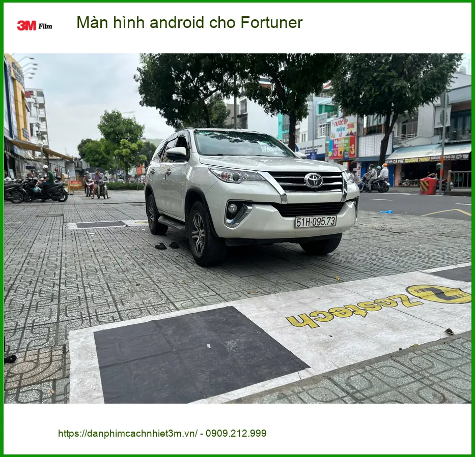 Anh Minh nâng cấp màn hình android cho Fortuner tại Quận 9. ảnh thực tế 2