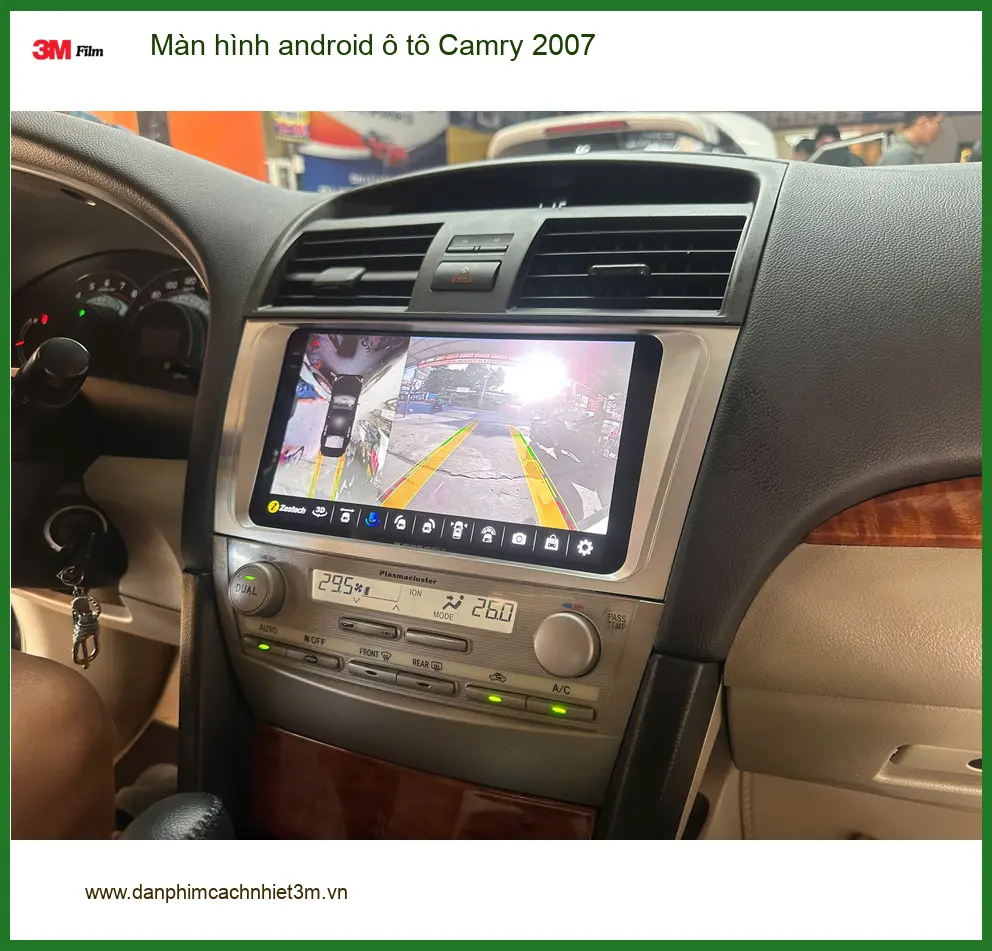 Chú Minh nâng cấp màn hình Android ô tô Camry 2007 tại Quận 10