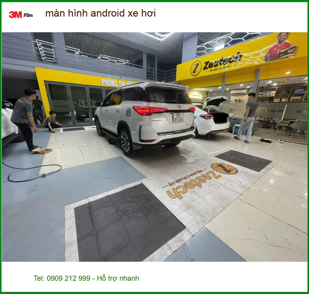 Chị Thảo lắp màn hình Android xe hơi Hyundai Santa Fe tại Nhà Bè vì màn zin cũ hay đơ