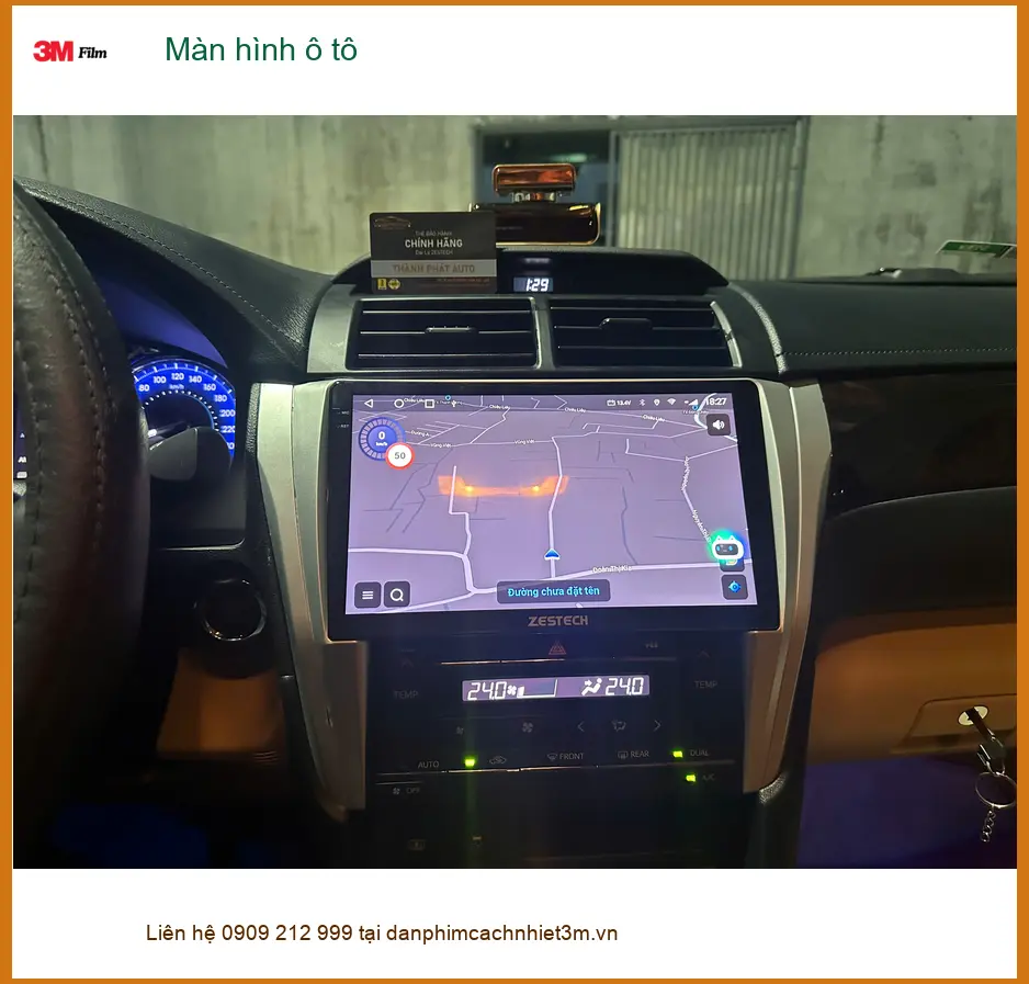 Anh Nam thay màn hình ô tô cho Mazda 3 tại Thủ Đức vì màn zin đã hỏng