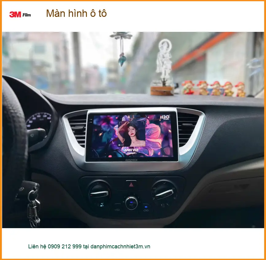 Chị Thảo lắp màn hình ô tô cho Kia K3 tại Quận 9 tiện theo dõi bản đồ ảnh thực tế 3