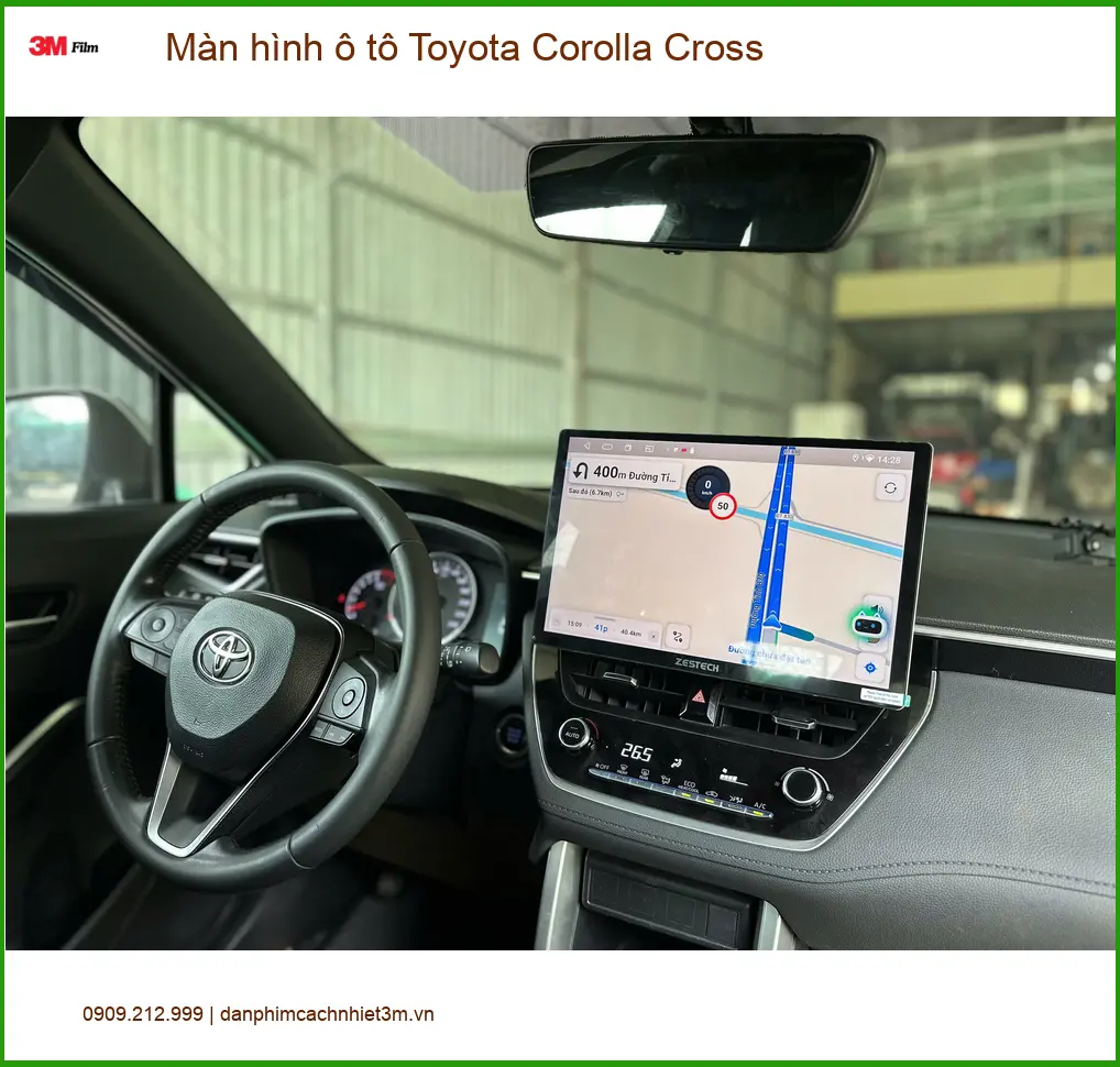 Chú Minh lắp màn hình ô tô Toyota Corolla Cross tại Quận Nhà Bè vì màn hình cũ lỗi thời ảnh thực tế 3