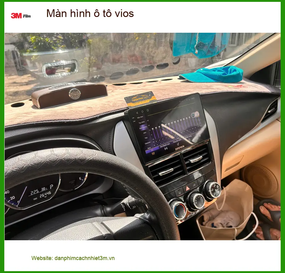 Anh Khải lắp màn hình ô tô Vios tại Hóc Môn vì màn zin quá cũ ảnh thực tế 2