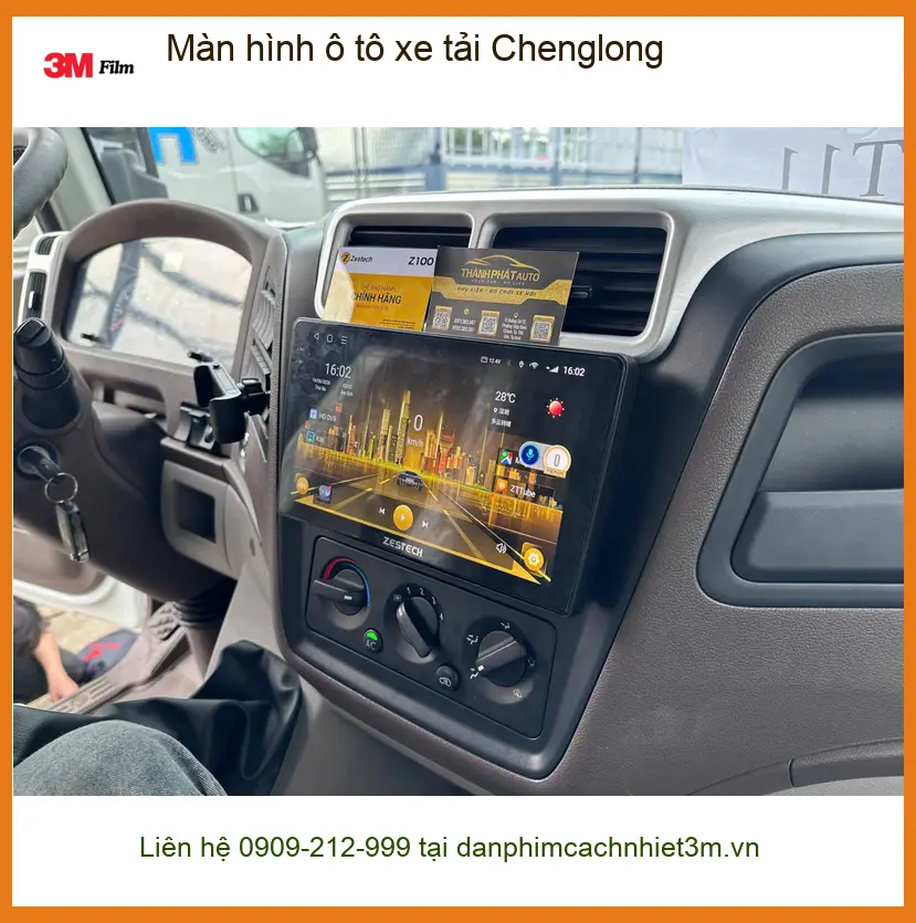 Anh Sơn lắp màn hình ô tô xe tải Chenglong tại Cần Giờ để dễ dàng định vị đường đi ảnh thực tế 2