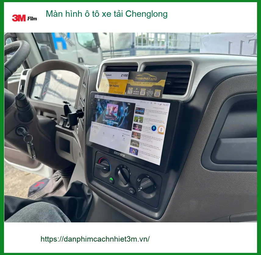 Anh Sơn lắp màn hình ô tô xe tải Chenglong tại Cần Giờ để dễ dàng định vị đường đi ảnh thực tế 4