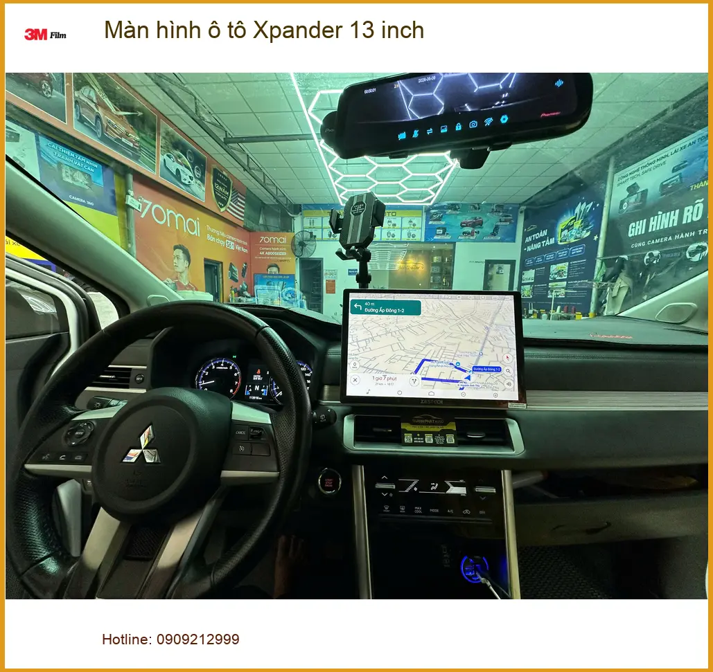 Chị Mai lắp màn hình Android 13 inch cho Xpander tại Quận 12 thay màn zin cũ ảnh thực tế 3