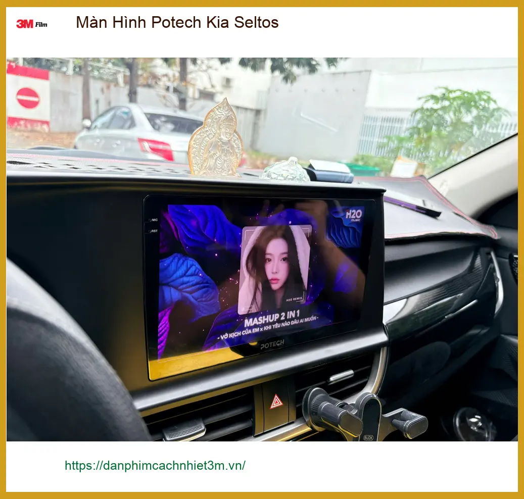 Anh Long lắp Màn Hình Potech Kia Seltos tại Quận Tân Phú vì màn zin hay bị lỗi ảnh thực tế 3