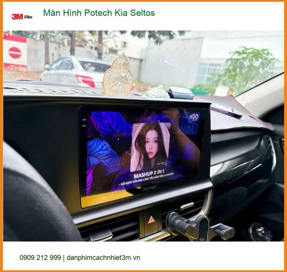 Anh Tùng lắp Màn Hình Potech cho Kia Seltos tại Quận 8 vì màn zin thiếu chức năng thông minh ảnh thực tế 2