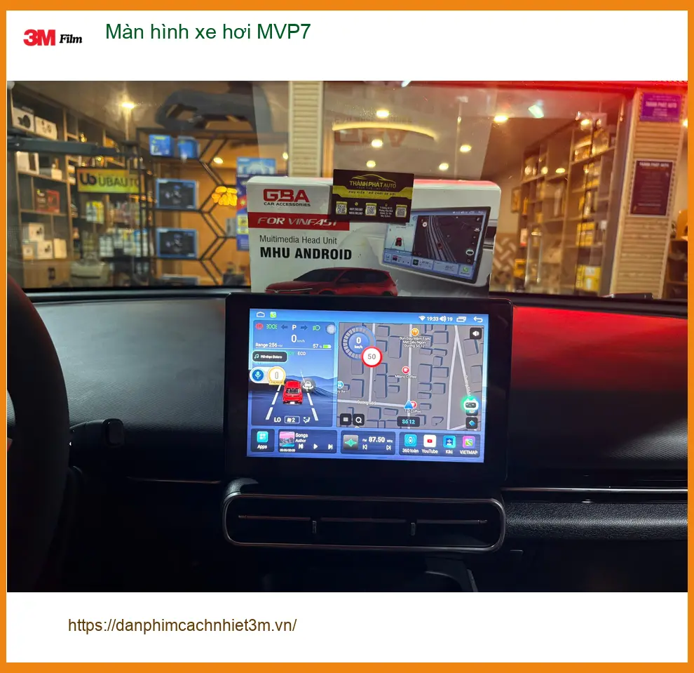 Anh Lâm lắp màn hình xe hơi MVP7 cho Honda CRV ở Hóc Môn vì màn cũ đã lỗi thời ảnh thực tế 3