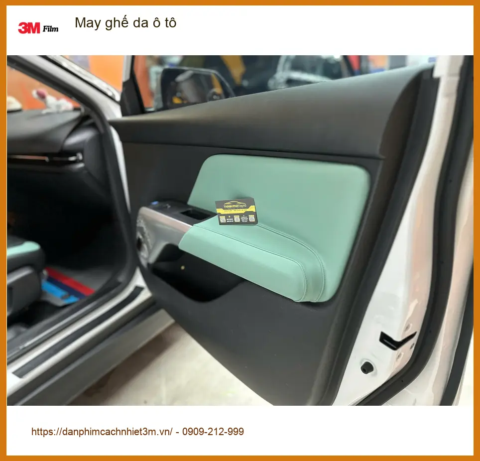Chị Lan Anh may ghế da ô tô Honda CRV tại Quận 4 để nâng tầm không gian xe. ảnh thực tế 5