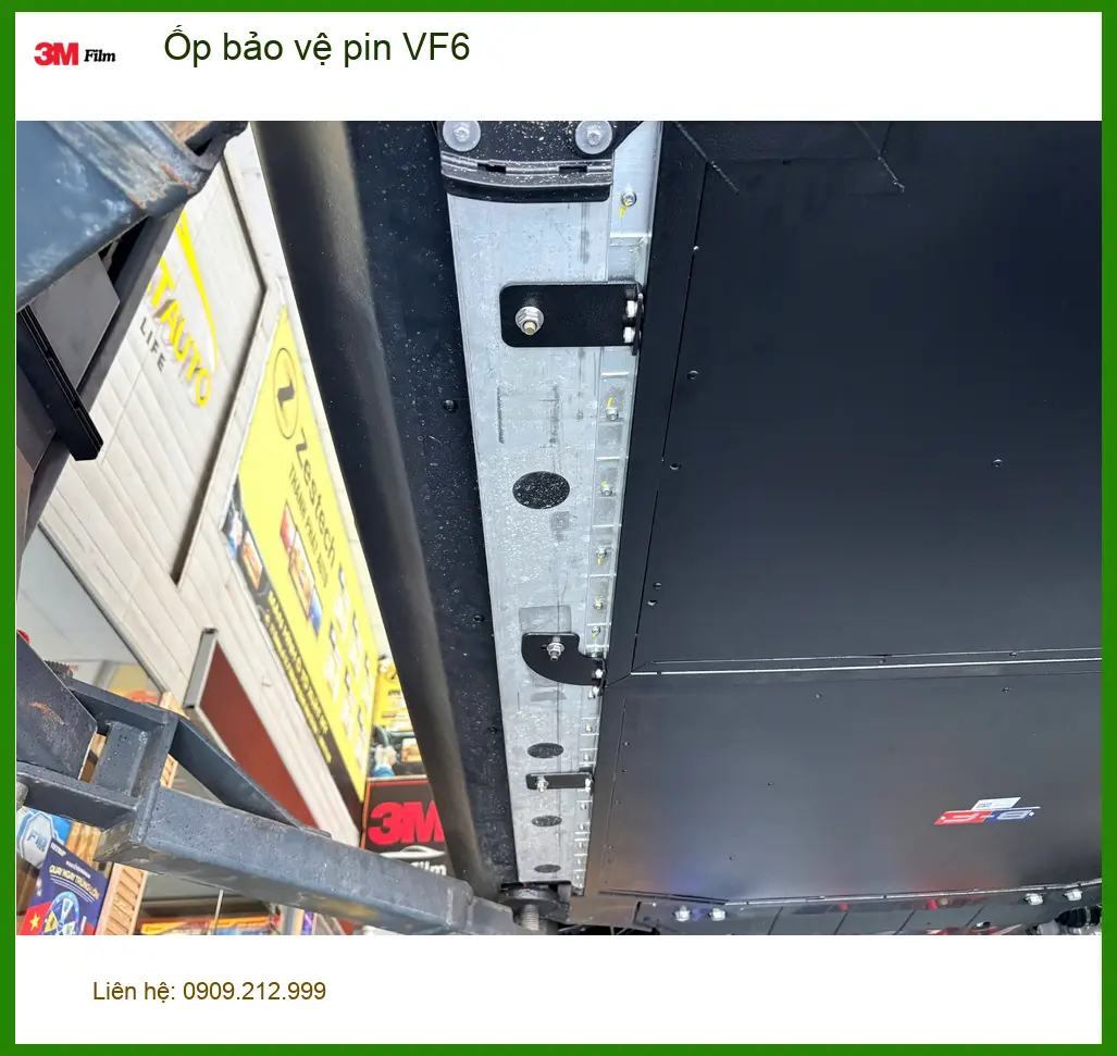 Anh Khải lắp Ốp bảo vệ pin VinFast VF6 tại Hóc Môn tránh va đập hư hại ảnh thực tế 3