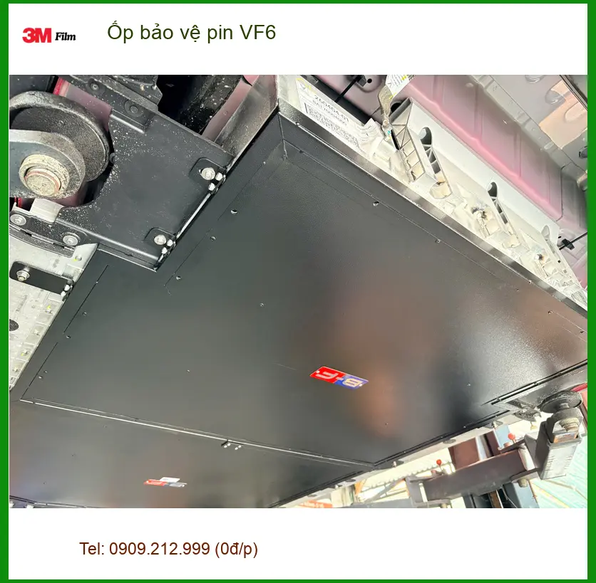 Anh Khải lắp Ốp bảo vệ pin VinFast VF6 tại Hóc Môn tránh va đập hư hại ảnh thực tế 4