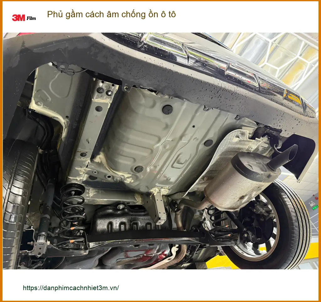 Anh Minh phủ gầm cách âm chống ồn cho Hyundai Creta ở Quận 3 vì xe hay đi đường dài, ồn ào ảnh thực tế 4