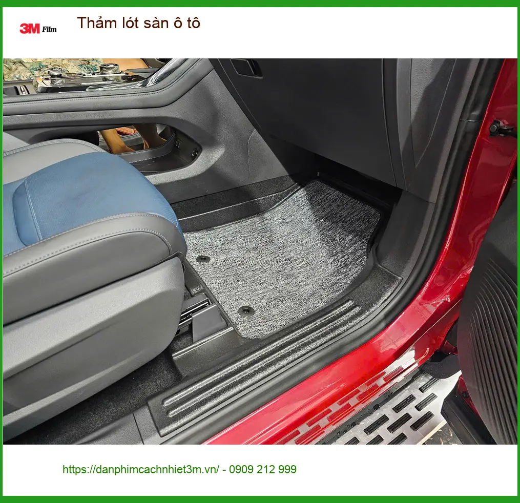 Anh Khải lắp thảm lót sàn ô tô Hyundai Santa Fe tại Quận 12 giữ xe sạch ảnh thực tế 3