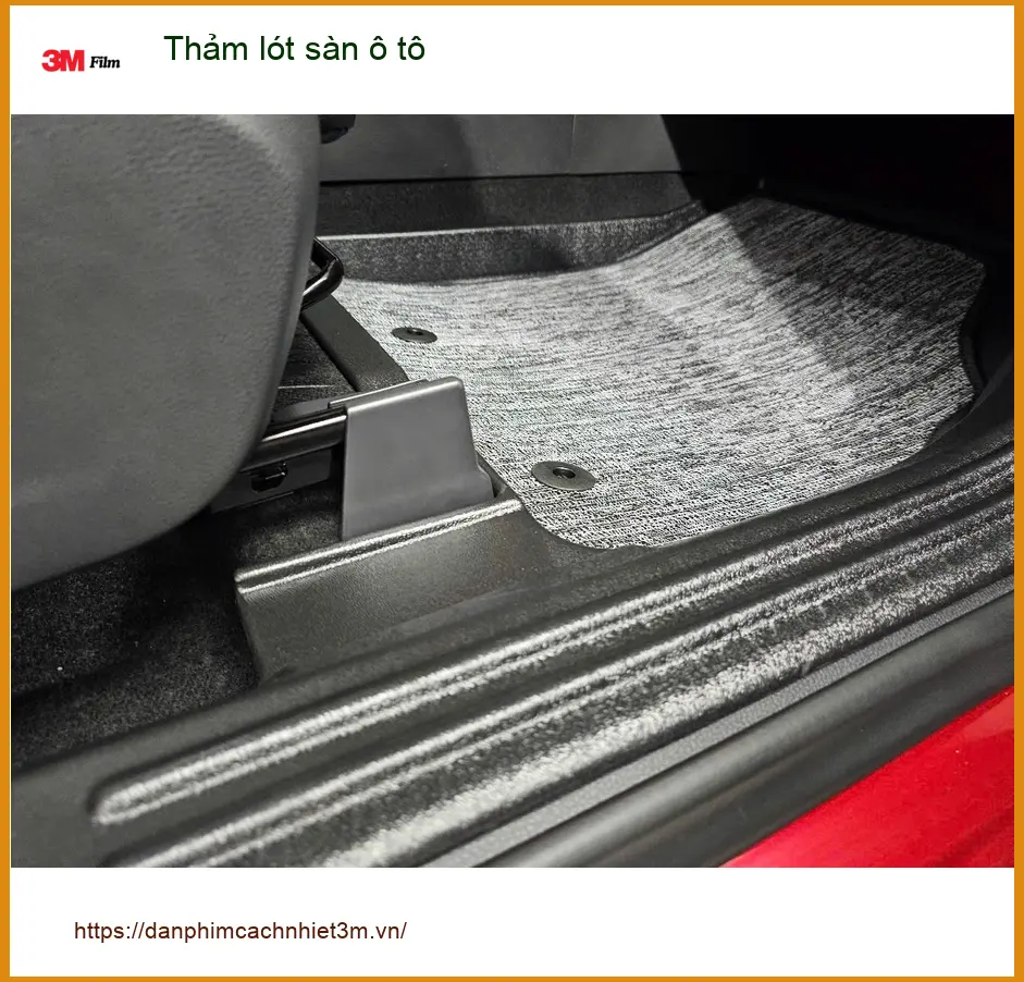 Anh Khải lắp thảm lót sàn ô tô Hyundai Santa Fe tại Quận 12 giữ xe sạch ảnh thực tế 4