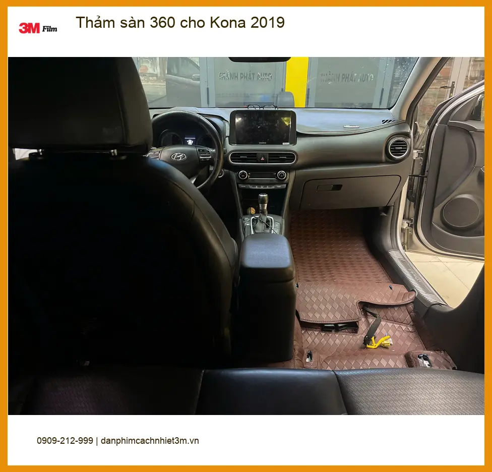 Chị Thảo lắp thảm sàn 360 cho Kona 2019 tại Quận 9 để nội thất luôn sạch đẹp ảnh thực tế 3