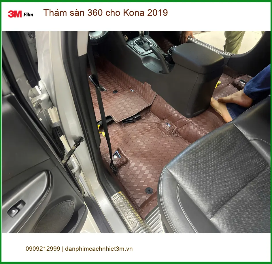 Anh Trọng lắp thảm sàn 360 cho Kona 2019 tại Quận 5 để giữ xe luôn sạch mới ảnh thực tế 2