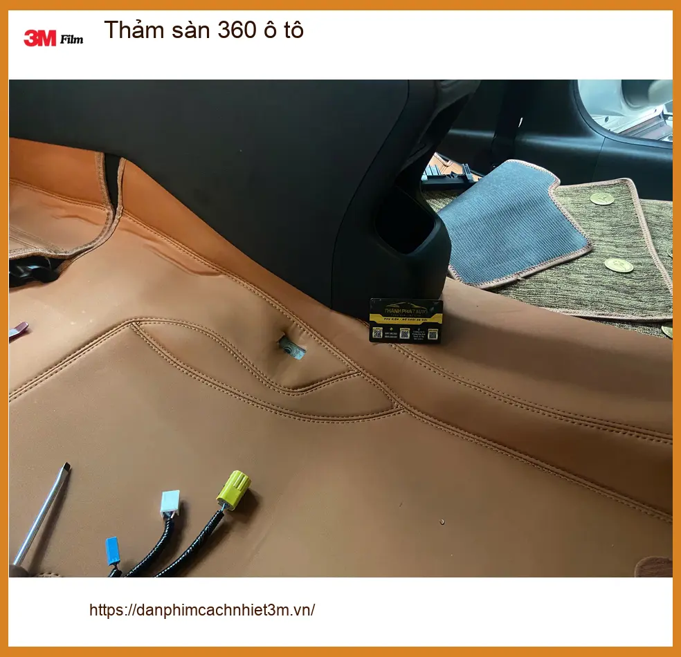 Anh Tấn lắp thảm sàn 360 ô tô Mitsubishi Attrage tại Hóc Môn cho nội thất sạch sẽ ảnh thực tế 2