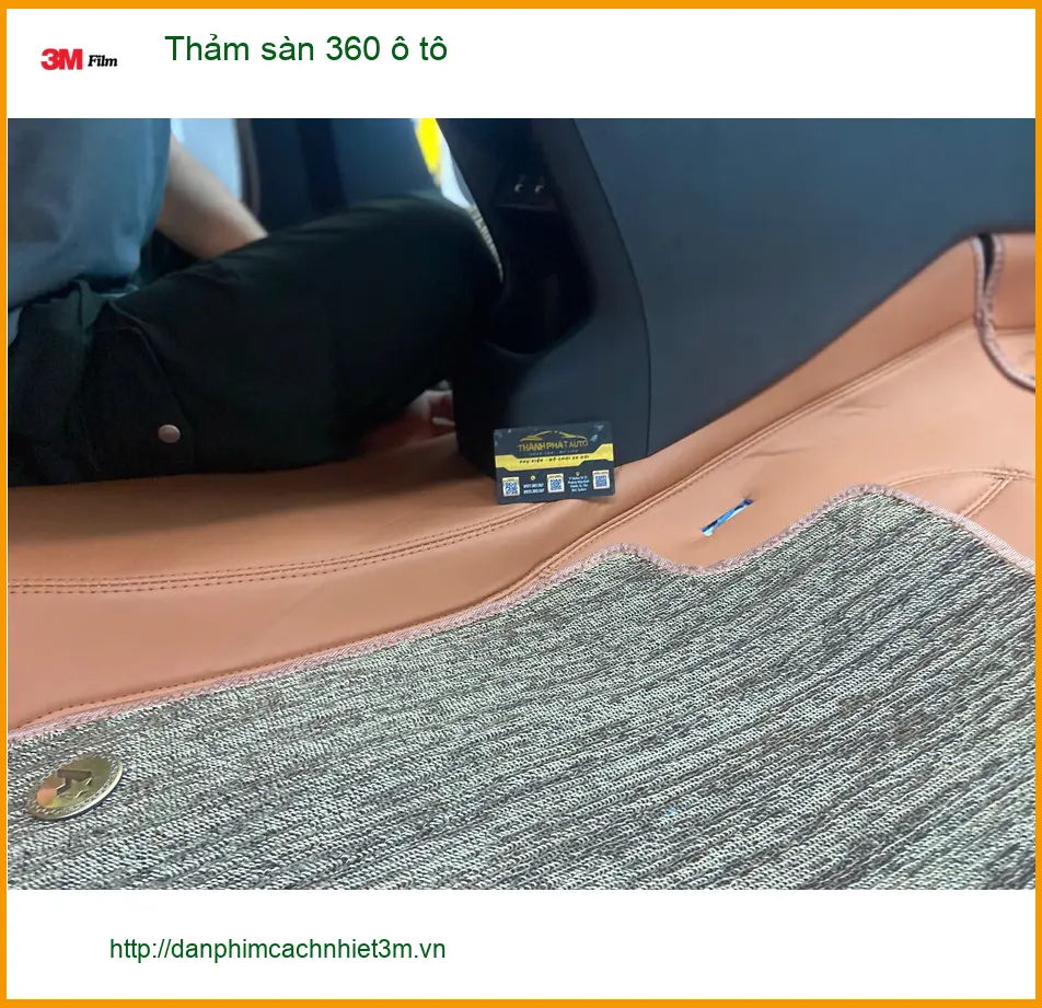 Anh Minh lắp thảm sàn 360 ô tô cho Hyundai Accent tại Quận 4 để nội thất luôn sạch đẹp ảnh thực tế 3