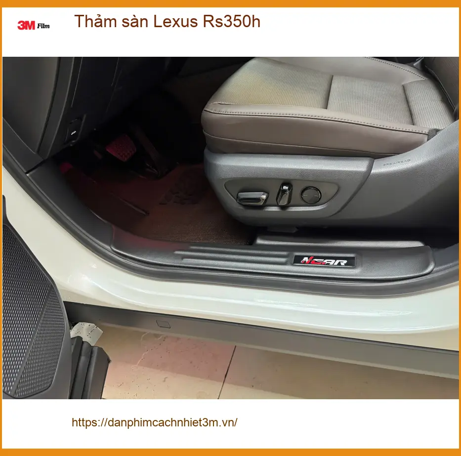 Anh Khang thay thảm sàn Lexus RS350h tại Quận 9 giữ xe luôn sạch sẽ