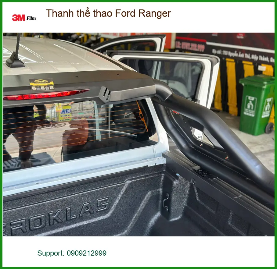 Anh Quang độ Thanh thể thao Ford Ranger tại Quận Phú Nhuận
