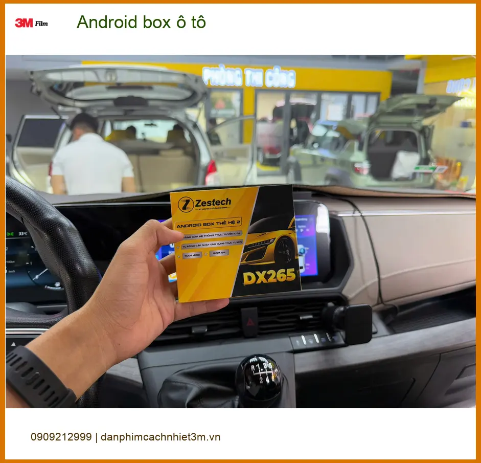 Anh Minh lắp Android box ô tô cho Honda CRV tại Gò Vấp để giải trí đa phương tiện