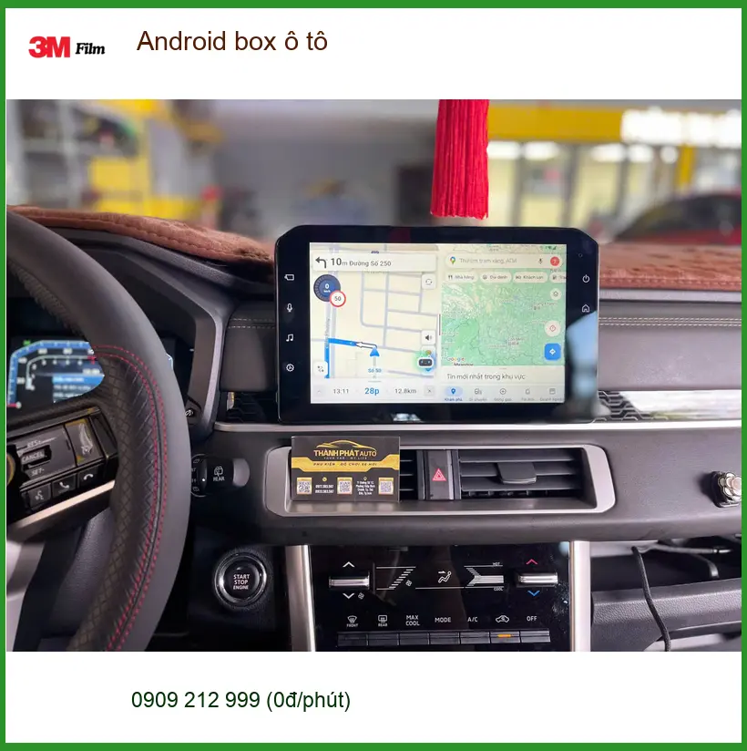 Chú Lợi lắp Android box ô tô Toyota Corolla Cross tại Quận Tân Bình