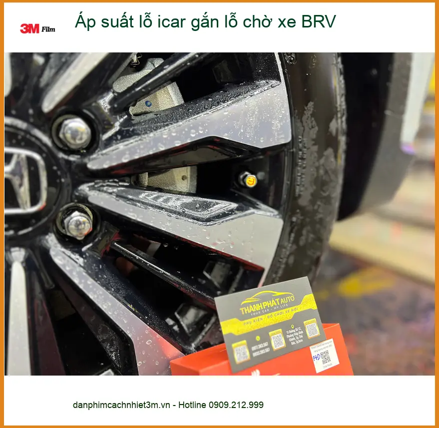 Chú Sơn lắp áp suất lốp ICAR gắn lỗ chờ xe BRV Quận Tân Phú ảnh thực tế 3