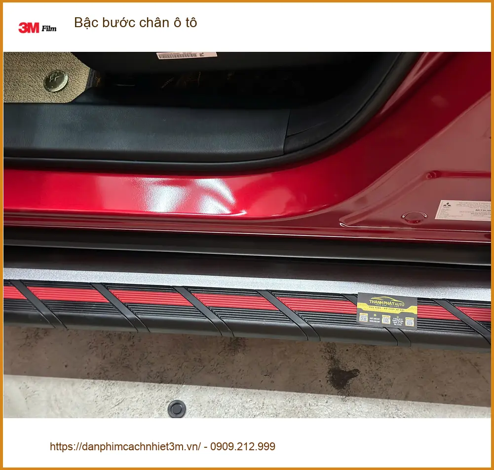 Anh Khải lắp bậc bước chân ô tô Hyundai Santa Fe uy tín tại Quận Tân Bình ảnh thực tế 4