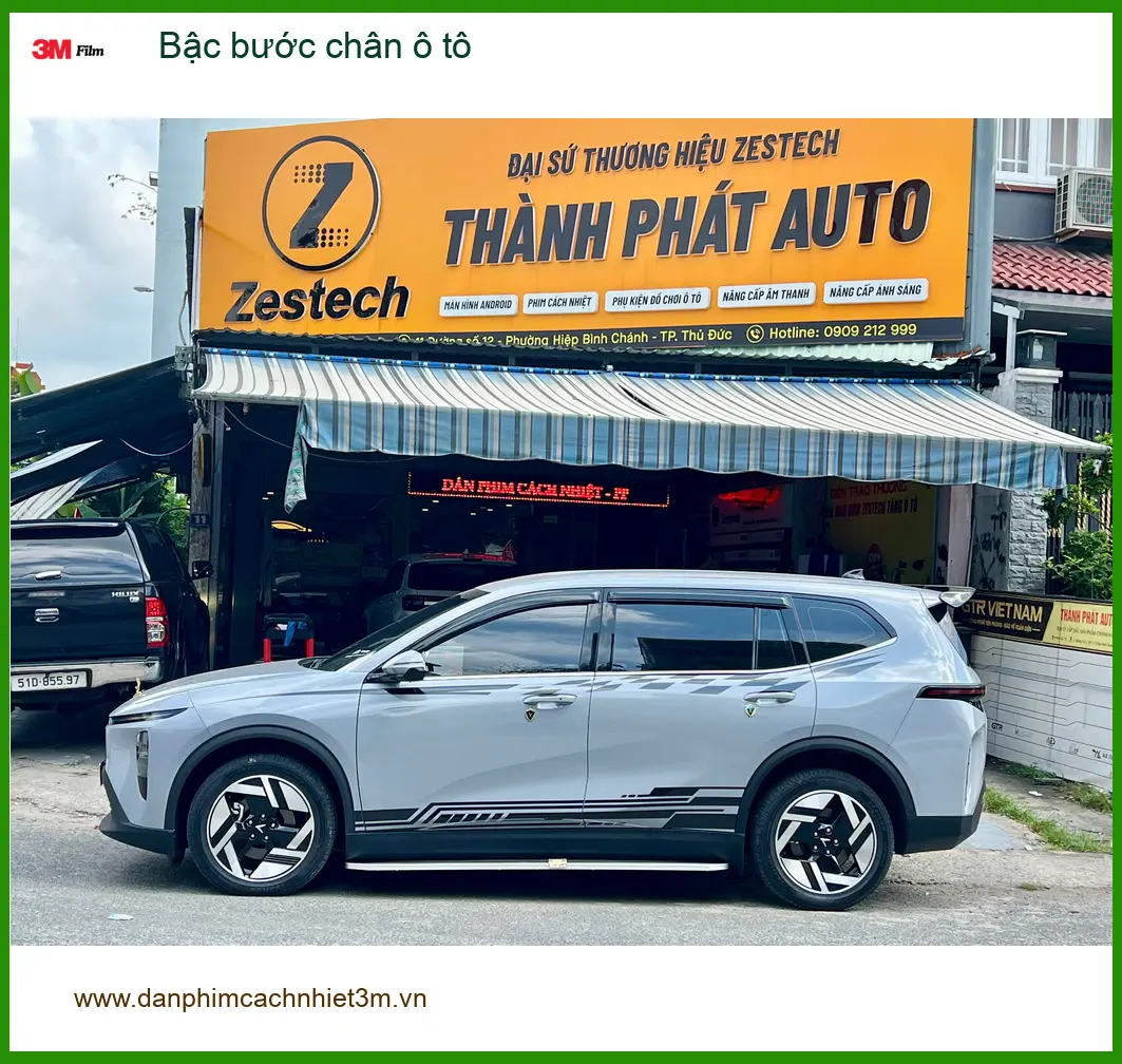 Anh Lâm lắp bậc bước chân ô tô cho Hyundai SantaFe tại Hóc Môn ảnh thực tế 2