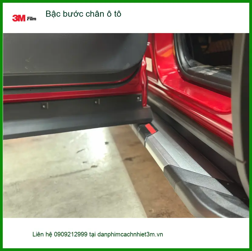 Chú Dũng lắp bậc bước chân ô tô Honda CR-V tại Quận 12, đảm bảo an toàn ảnh thực tế 2