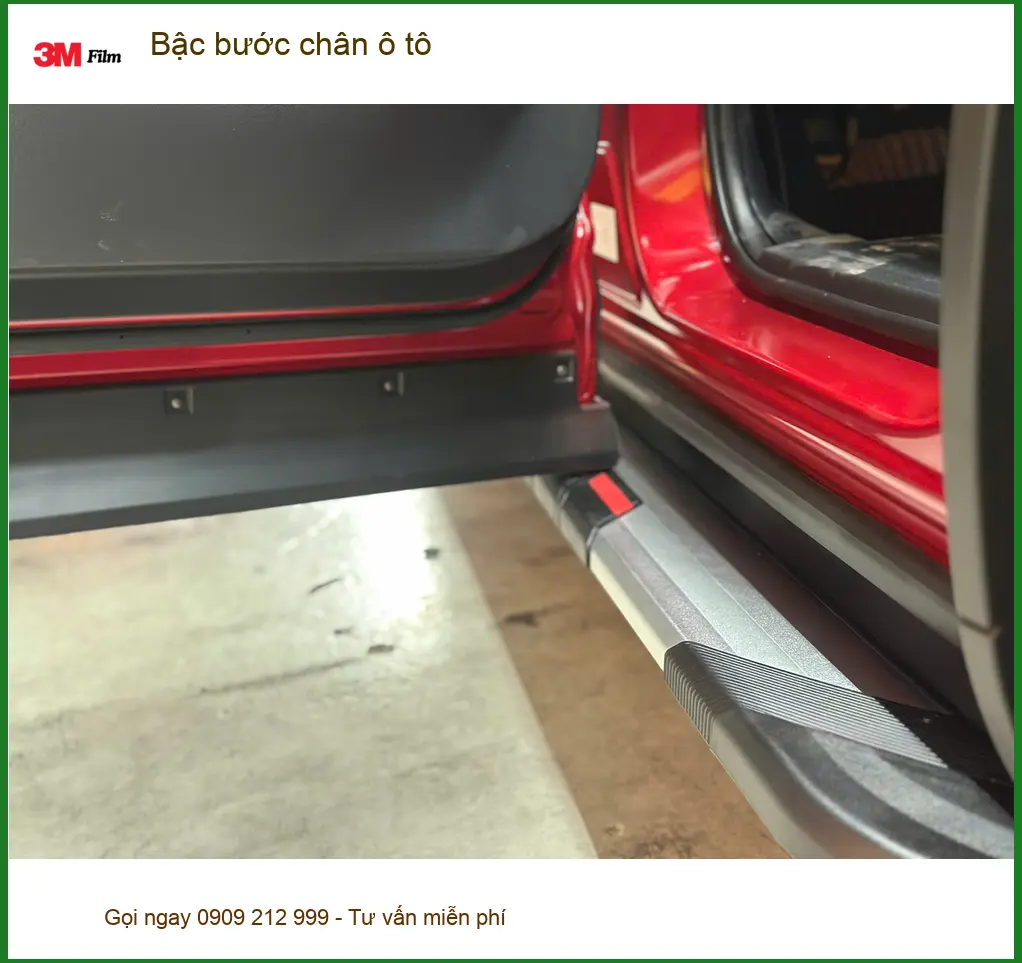 Anh Trung lắp bậc bước chân ô tô VinFast Lux SA2.0 tại Thủ Đức ảnh thực tế 3