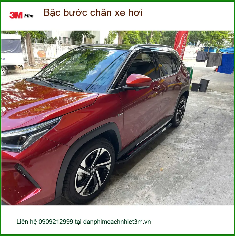 Anh Hoàng lắp bậc bước chân xe hơi Ford Everest ở Bình Chánh ảnh thực tế 4