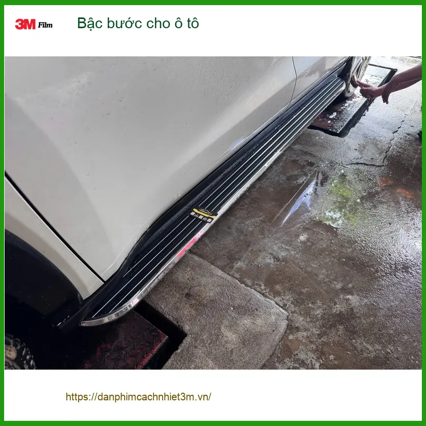 Chị Thảo lắp bậc bước cho Mazda CX-5 ở Quận 2 vì có con nhỏ ảnh thực tế 4