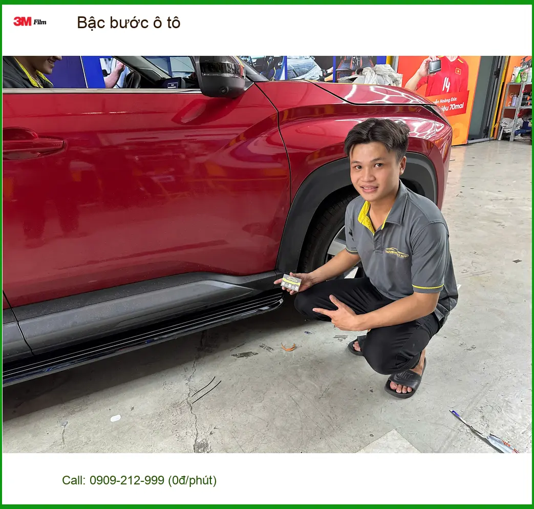 Chị Kim lắp bậc bước ô tô Kia Sorento tại Quận 2 cho gia đình dễ dàng di chuyển ảnh thực tế 2