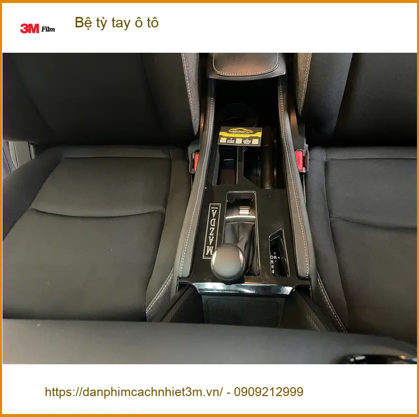 Anh Khải lắp bệ tỳ tay ô tô cho Honda HR-V ở Quận 12 để lái xe thoải mái hơn ảnh thực tế 4