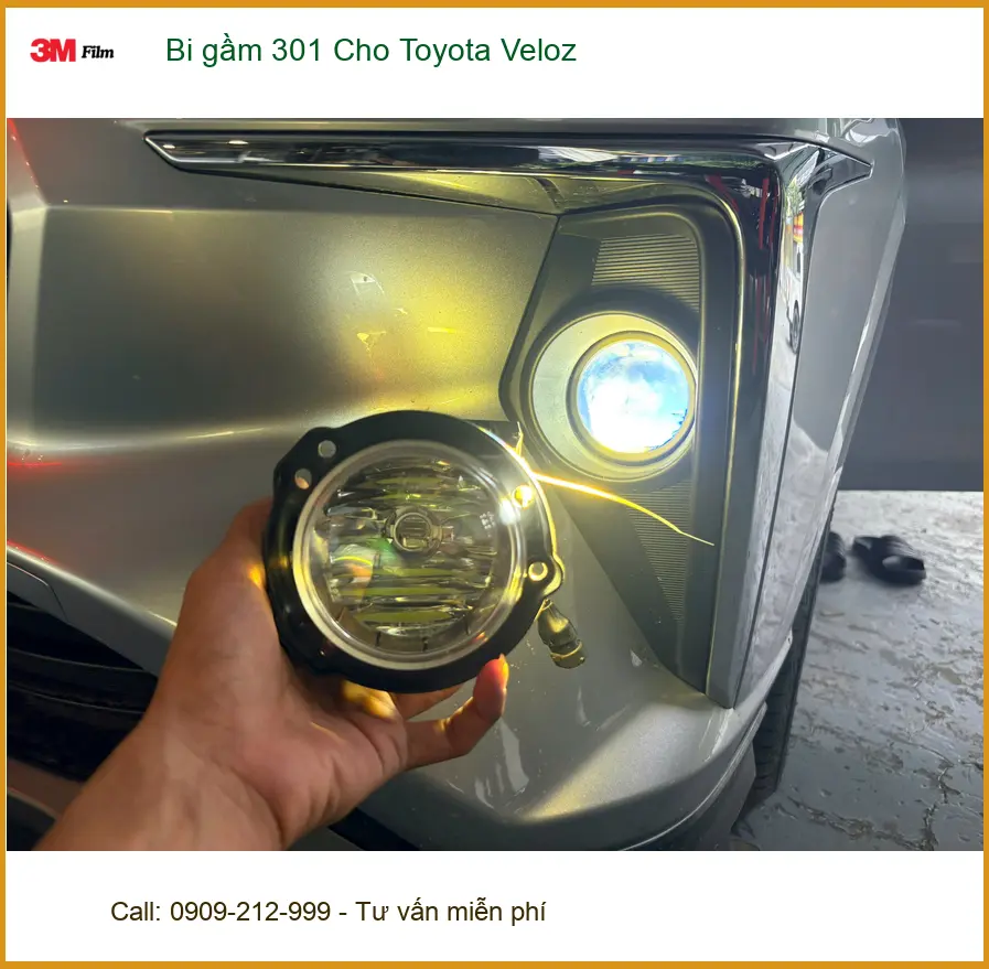 Anh Tùng lắp Bi gầm 301 cho Toyota Veloz tại Gò Vấp vì đèn zin yếu