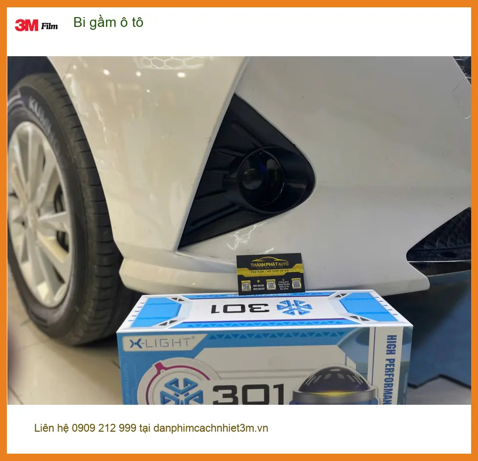 Anh Khoa độ bi gầm ô tô cho Honda CRV tại Quận 6 để an tâm hơn khi di chuyển ban đêm