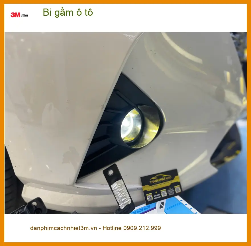 Chị Lan Anh độ bi gầm ô tô Hyundai Kona ở Bình Thạnh vì đèn zin kém sáng