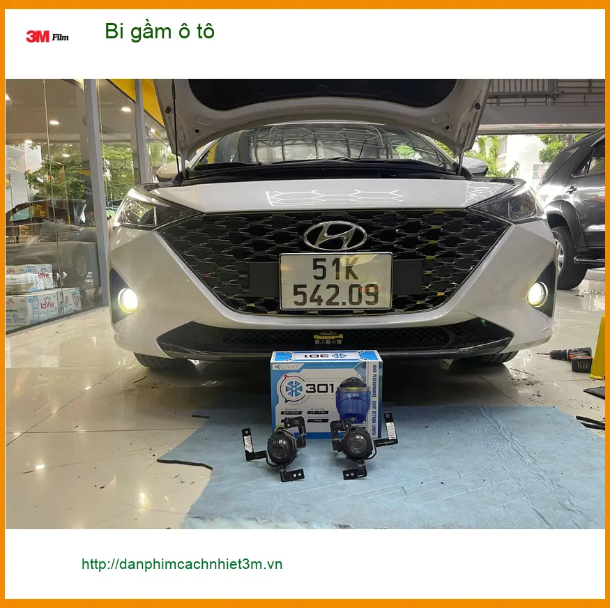 Chị Lan Anh độ bi gầm ô tô Hyundai Kona ở Bình Thạnh vì đèn zin kém sáng ảnh thực tế 5