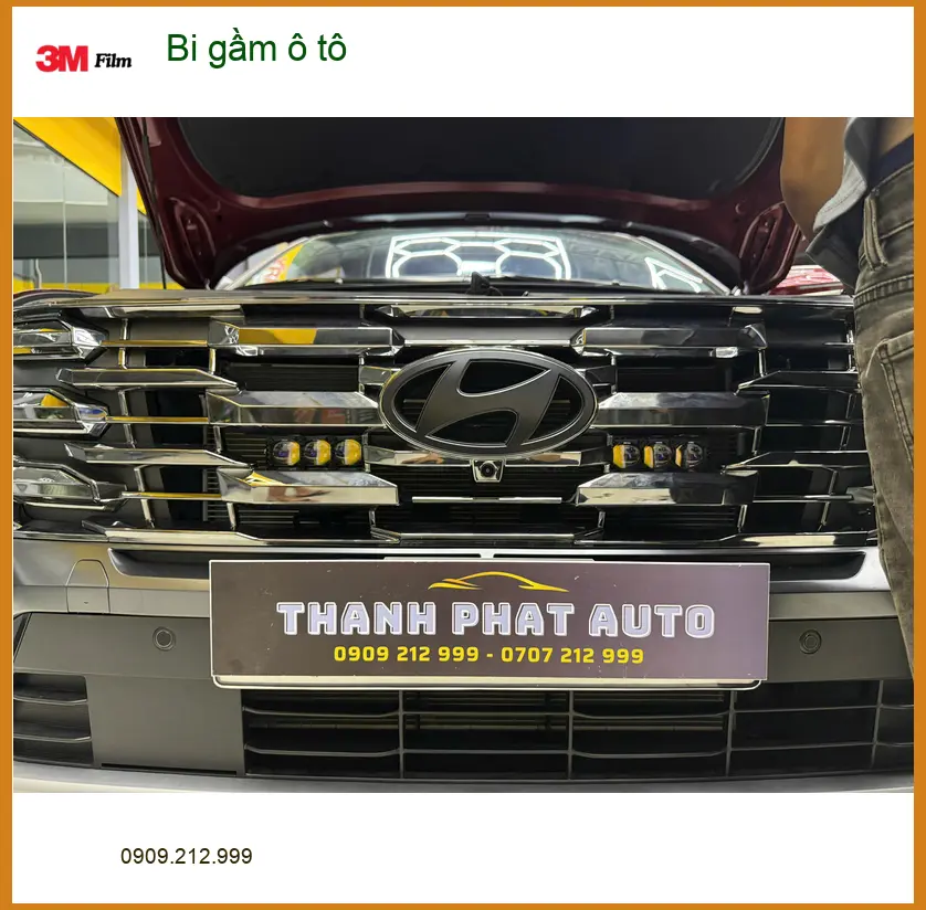 Chị Thanh lắp bi gầm ô tô cho Hyundai Accent ở Quận 3 để cải thiện tầm nhìn ban đêm ảnh thực tế 2