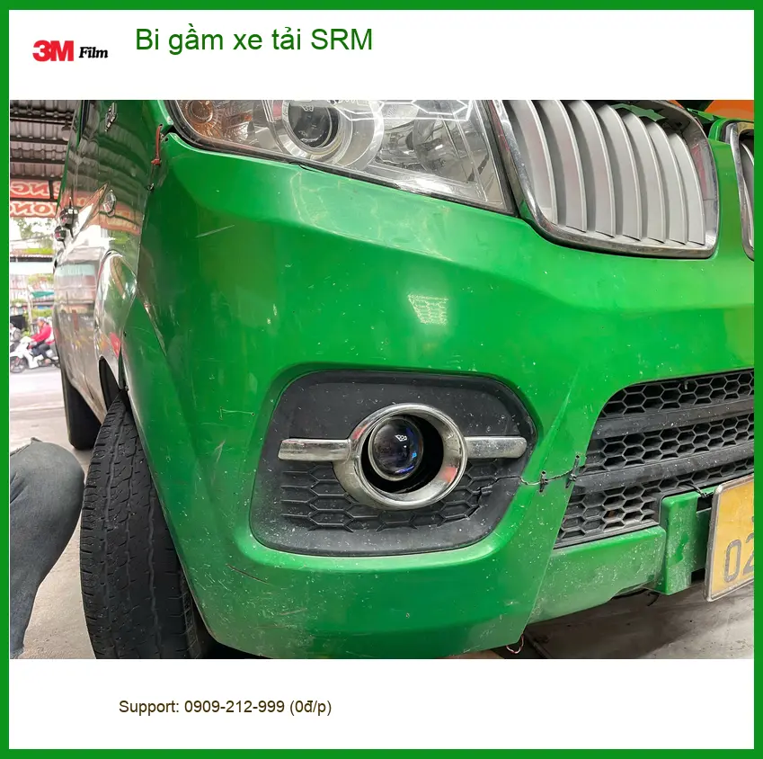 Anh Tấn lắp bi gầm xe tải SRM Quận 3 để tăng cường tầm nhìn ban đêm