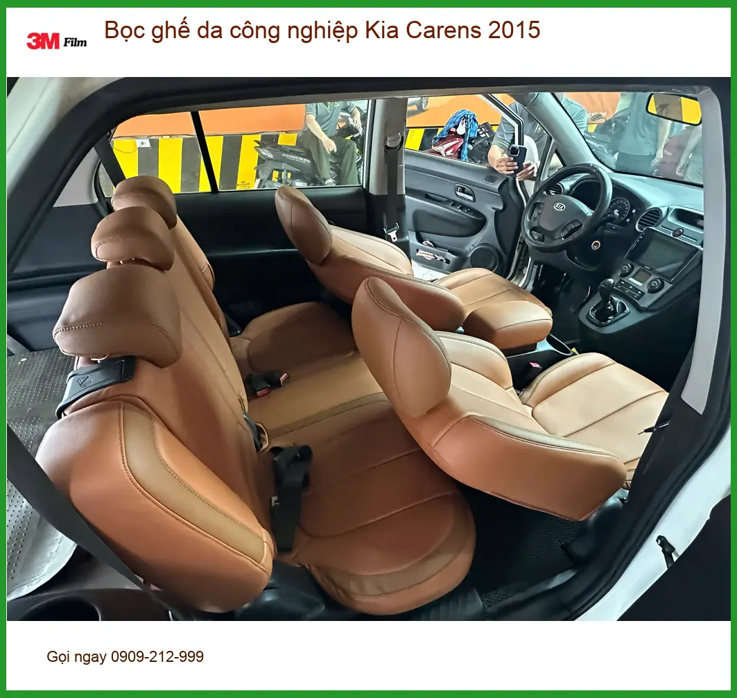 Anh Khang bọc ghế da công nghiệp Kia Carens 2015 tại Quận 1