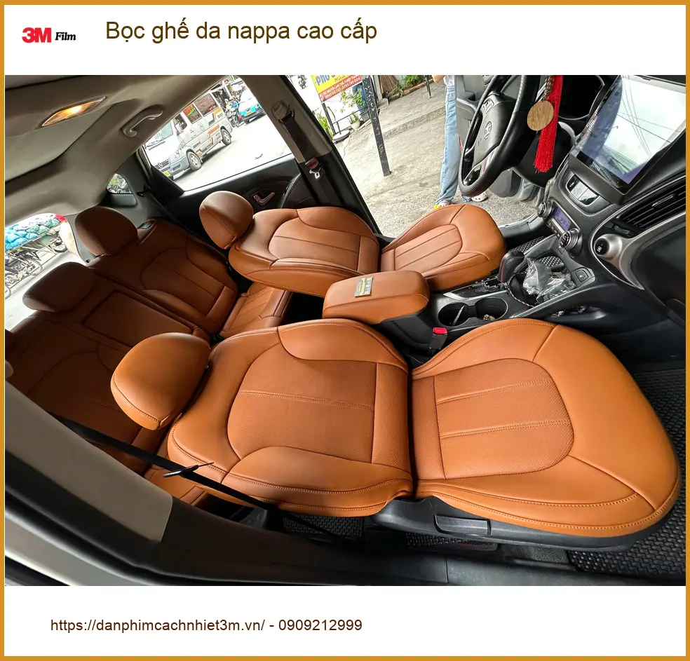 Chị Thảo bọc ghế da nappa cao cấp cho Toyota Corolla Cross tại Củ Chi để nội thất sang trọng hơn